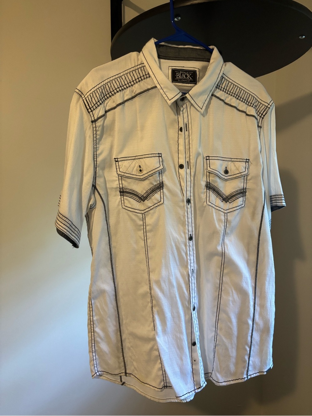 Buckle White Short-Sleeve Button-Down Shirt with Black Stitching